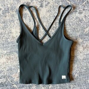 Vuori Ribbed Crop Tank Top